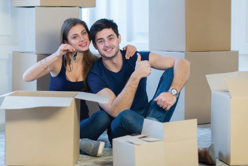 Moving van service in Earls Court for local home and business moves