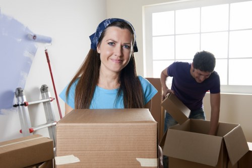 Local removals planning for flats and apartments in Earls Court