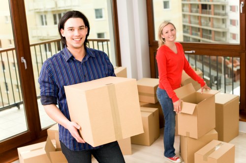 Reliable man and van hire in Earls Court for practical moving tasks